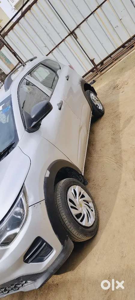 Renault Triber 2023 Petrol Well Maintained