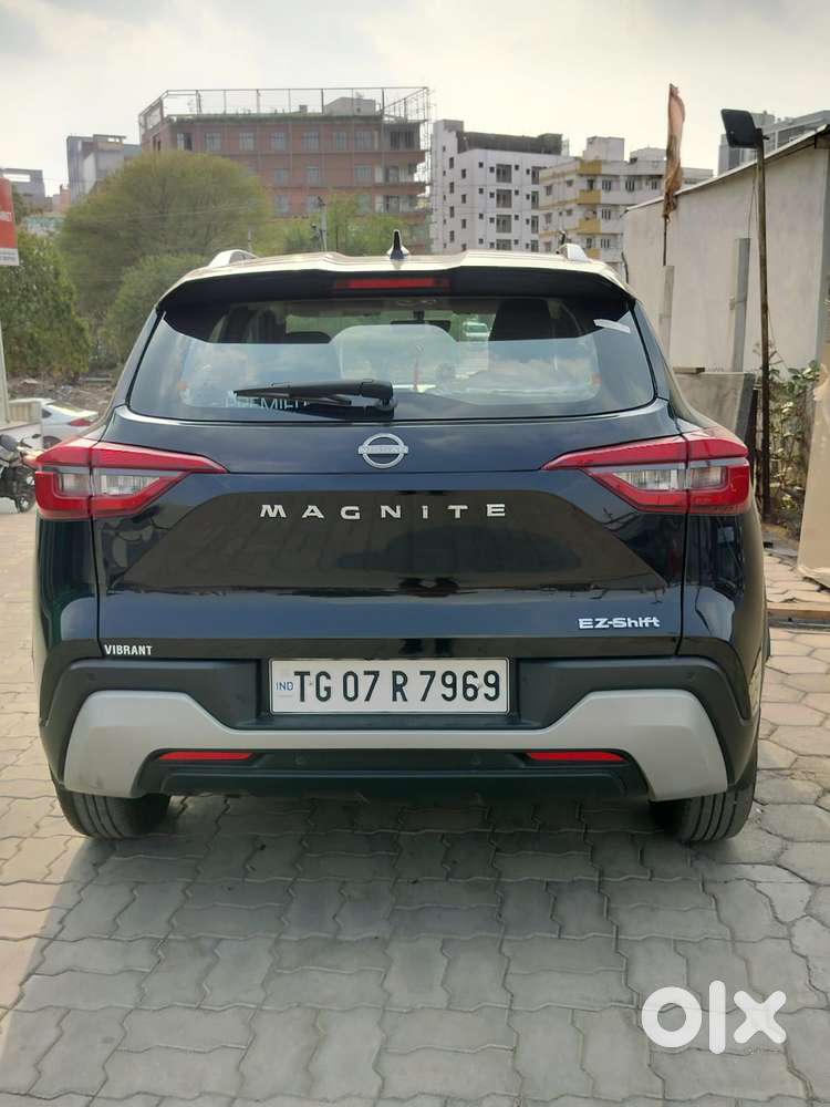 Nissan Magnite N-connecta Mt, 2025, Petrol