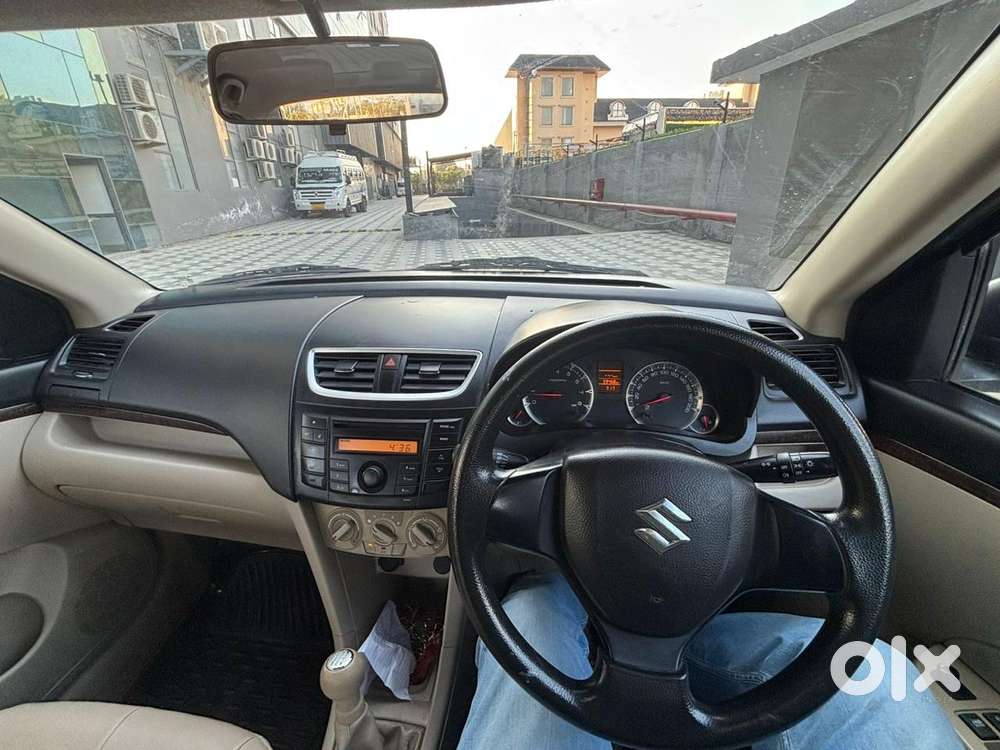 Maruti Suzuki Swift Dzire 1.2 Vxi Bsiv, 2015, Petrol