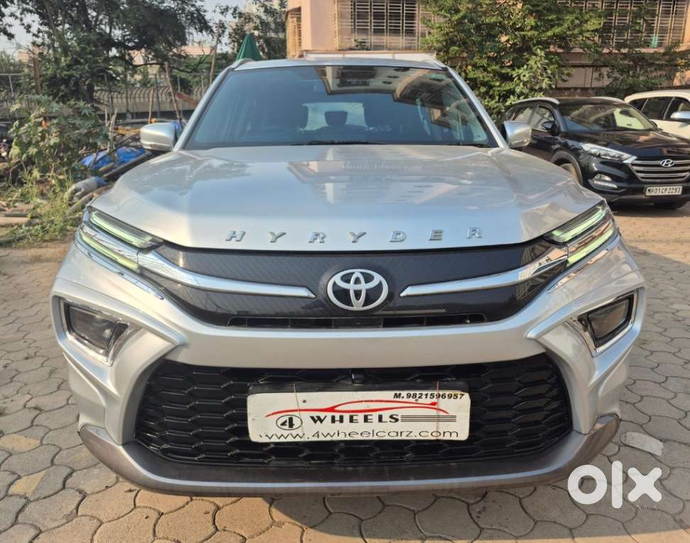 Toyota Urban Cruiser Hyryder 1.5 V Hybrid, 2023, Petrol