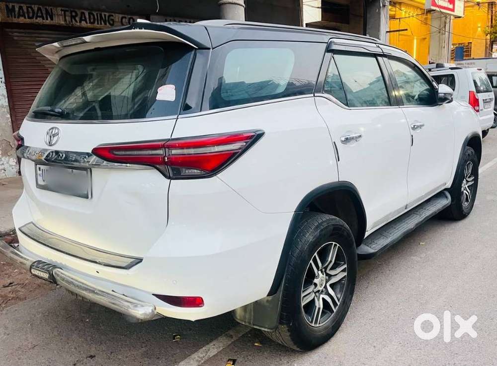 Toyota Fortuner 4x2 At 2.8 Diesel, 2021, Diesel