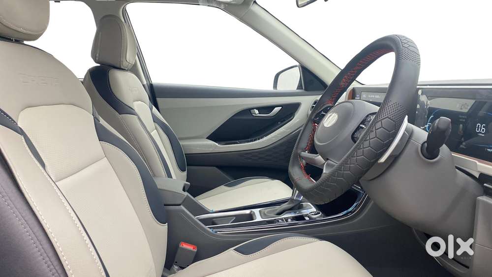Hyundai Creta 1.5 Sx (o) Ivt Petrol, 2025, Petrol