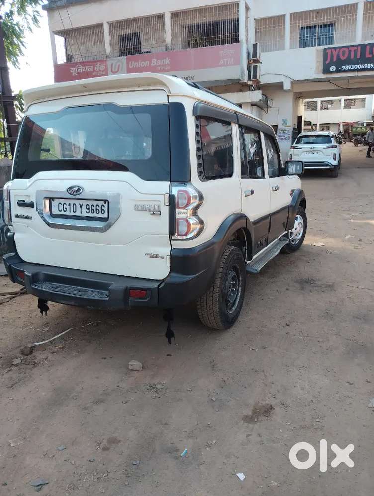 Mahindra Scorpio S2 डीज़ल 2015