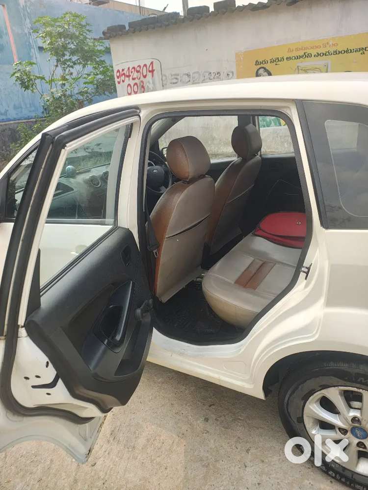 Ford Figo 2012 Diesel 111241 Km Driven