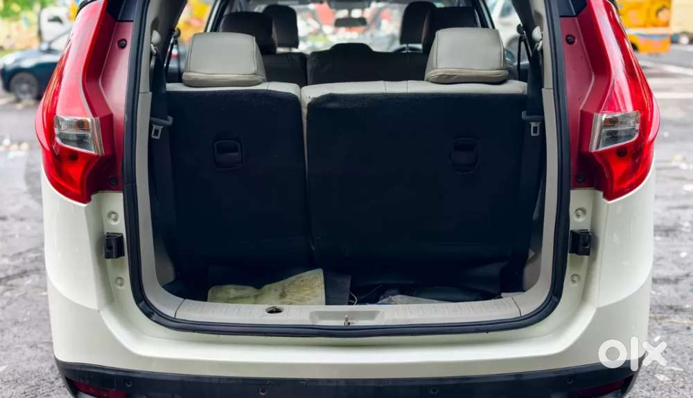 Mahindra Marazzo 1.5 M6 Plus 8 Str, 2022, Diesel