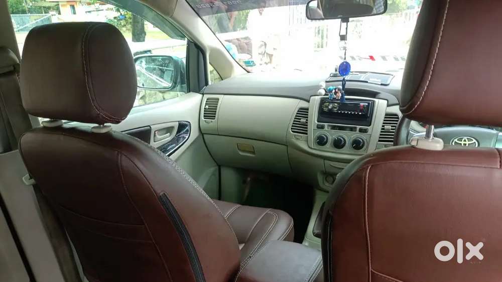 Toyota Innova Diesel 2014