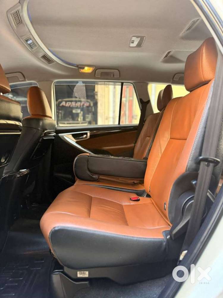 Toyota Innova Crysta 2.8z Automatic, 2019, Diesel