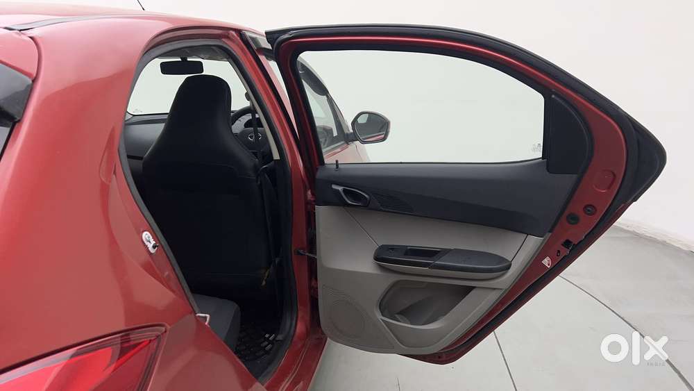 Tata Tiago 1.2 Revotron Xt, 2019, Petrol
