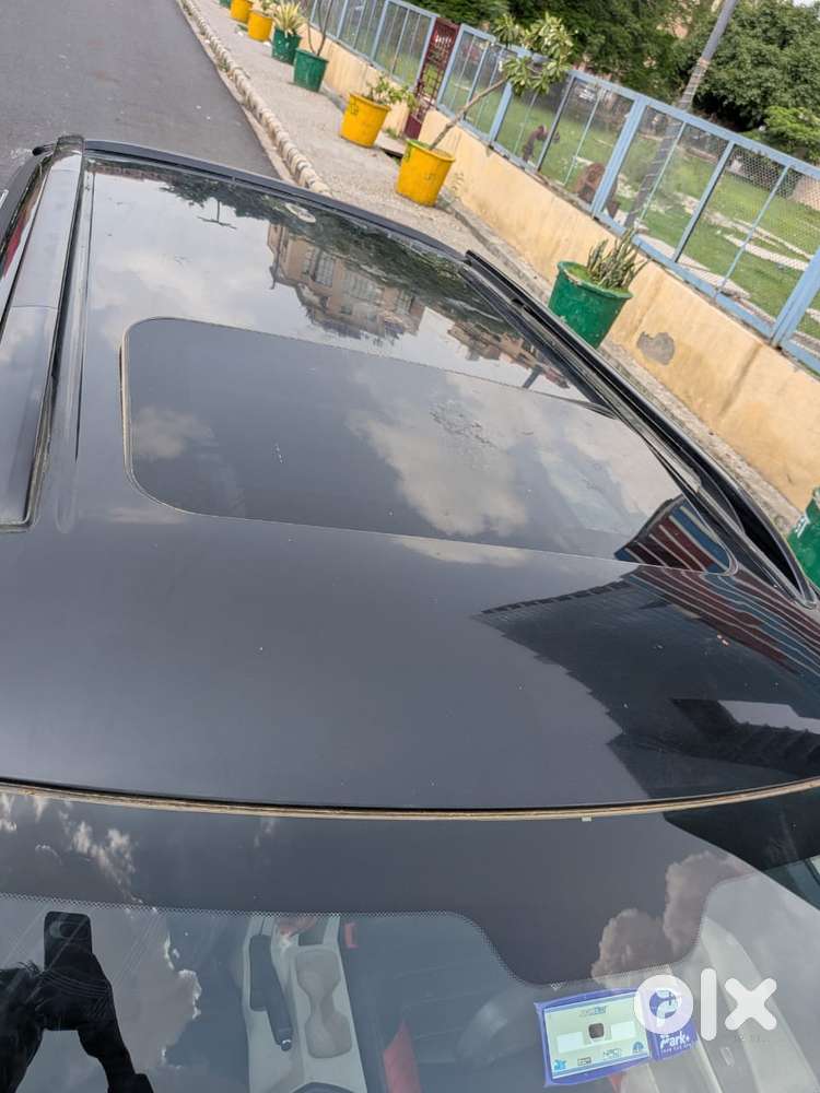 Mahindra Xuv300 W8 Option, 2023, Petrol