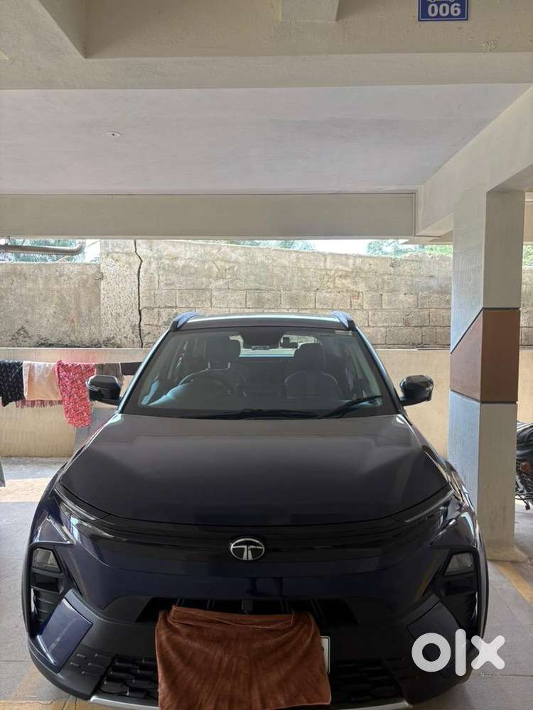 Tata Nexon Petrol Automatic Car 2025