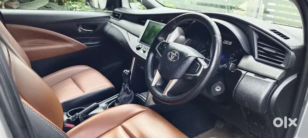 Toyota Innova Crysta 2019