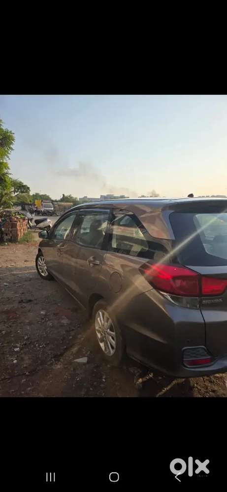 Honda Mobilio 1.5 V 2015