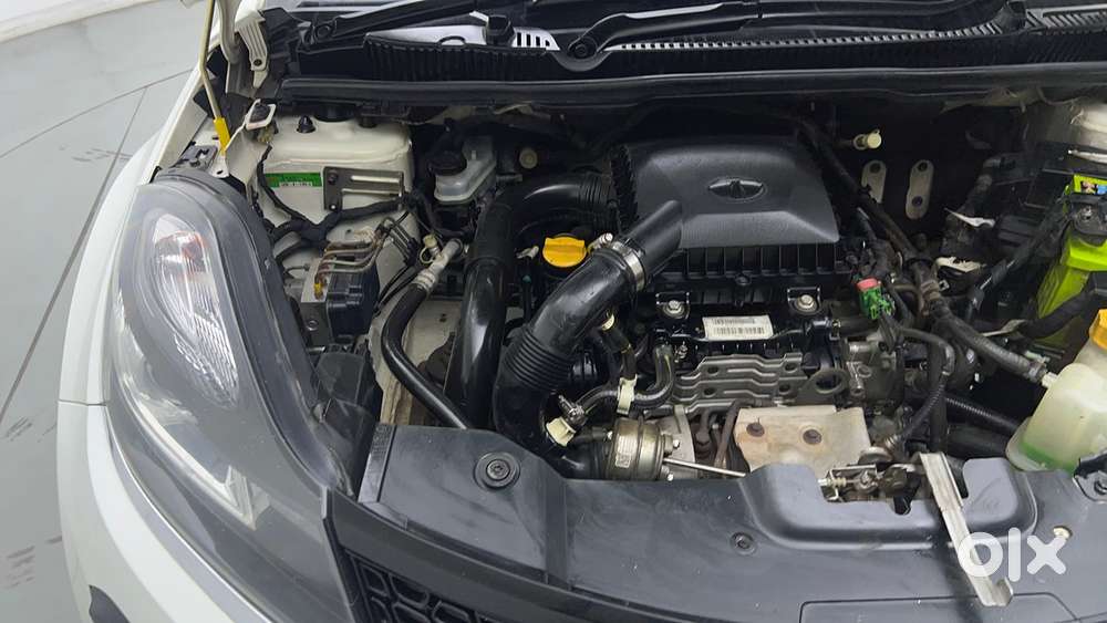 Tata Nexon 1.2 Revotron Xza Plus (l), 2019, Petrol