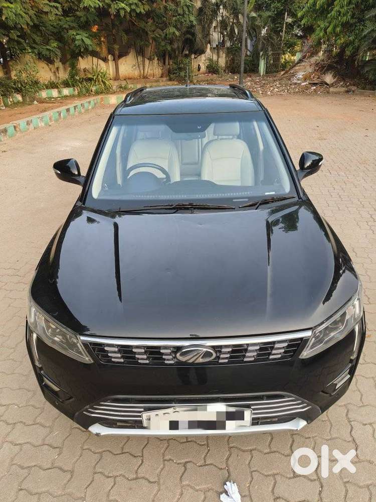 Mahindra Xuv300 W8 Option Dual Tone Diesel, 2021, Diesel