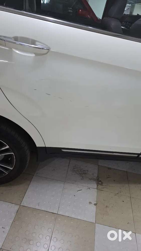 Good Condition And Royal