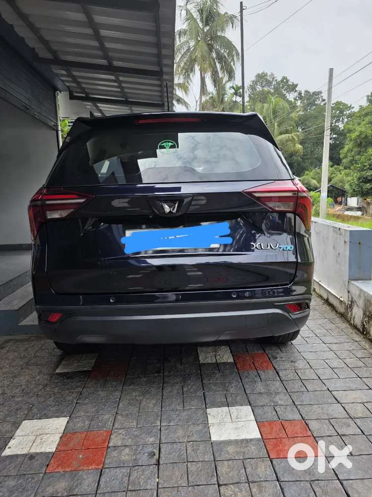 Well Maintained 2022 Base Model Diesel  Xuv 700 For Sale