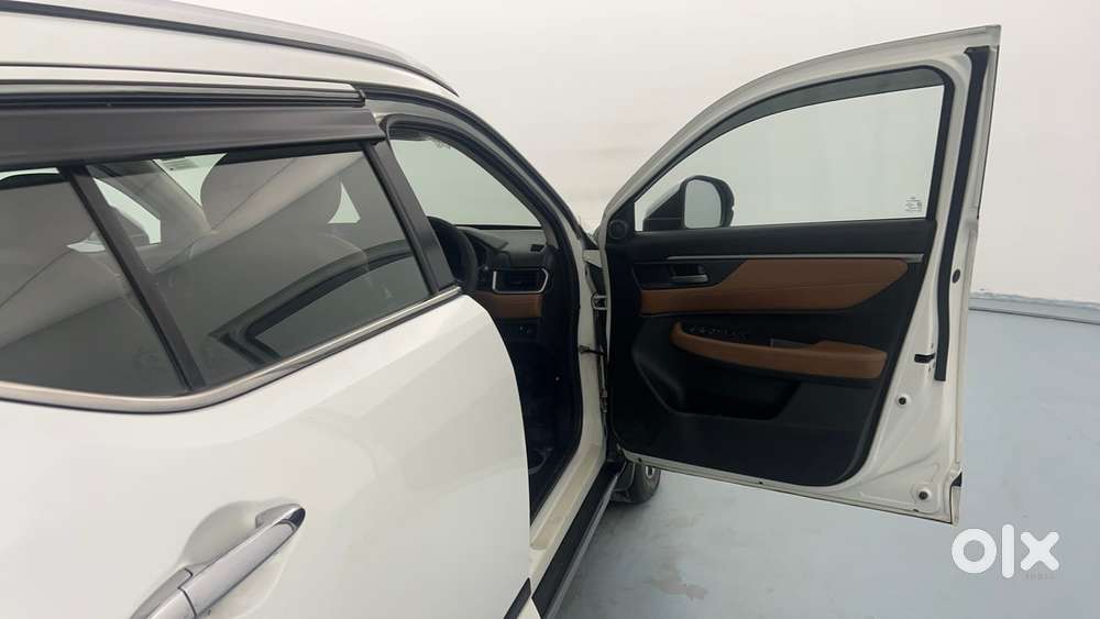 Honda Elevate Zx Cvt, 2023, Petrol
