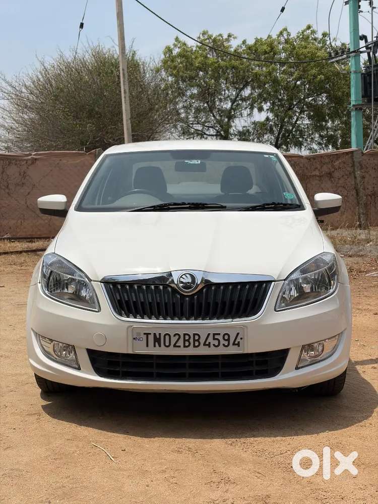 Skoda Rapid 2015 At Diesel Well Maintained
