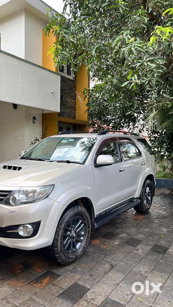 Toyota Fortuner 2015 Diesel Well Maintained