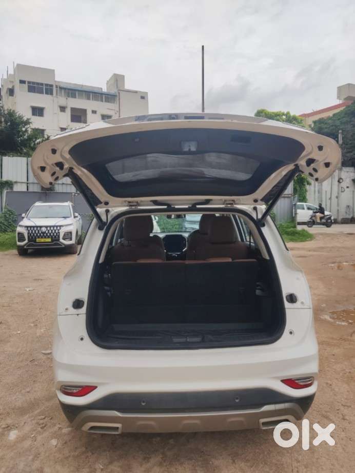 Mg Hector Plus 1.5 Sharp Turbo Cvt 6 Str, 2022, Petrol