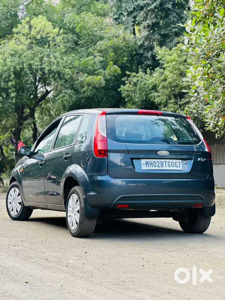 Ford Figo Petrol Manual 2010 Car