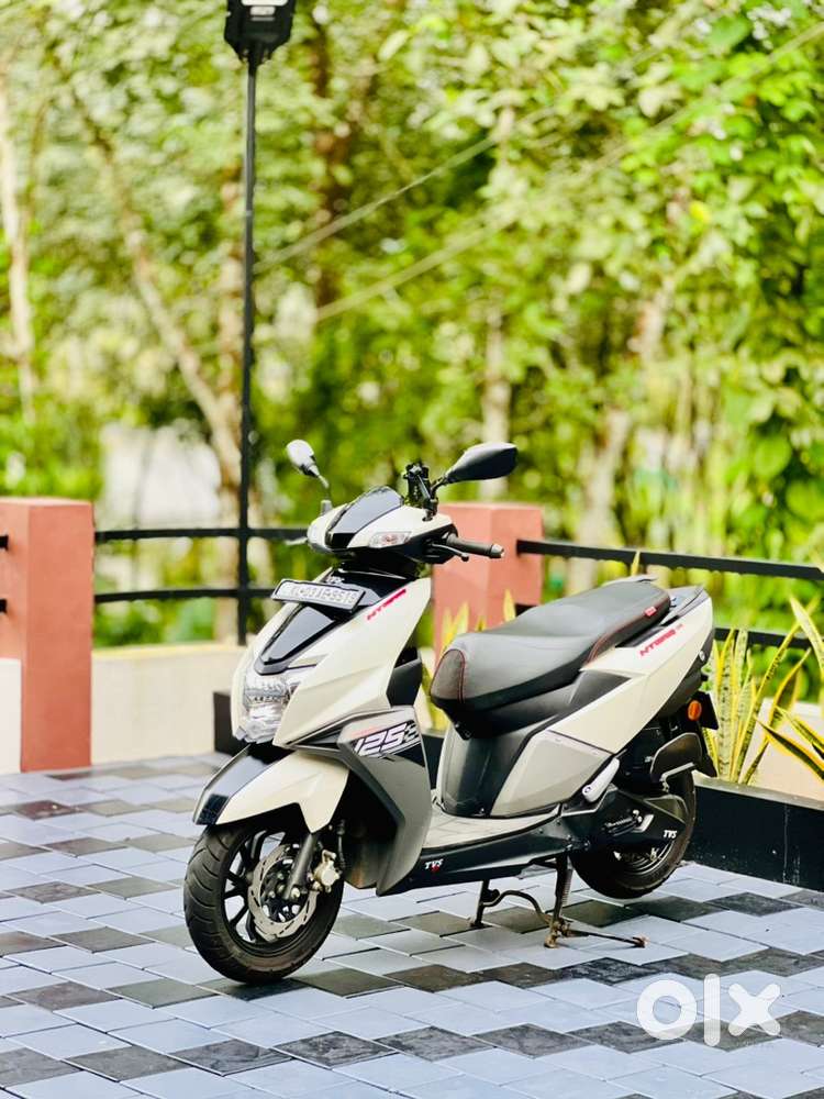 Tvs Scooter Ntorq 125 Bs4 Price Disc Brake Tvs Ntorq Bs4 On Road
