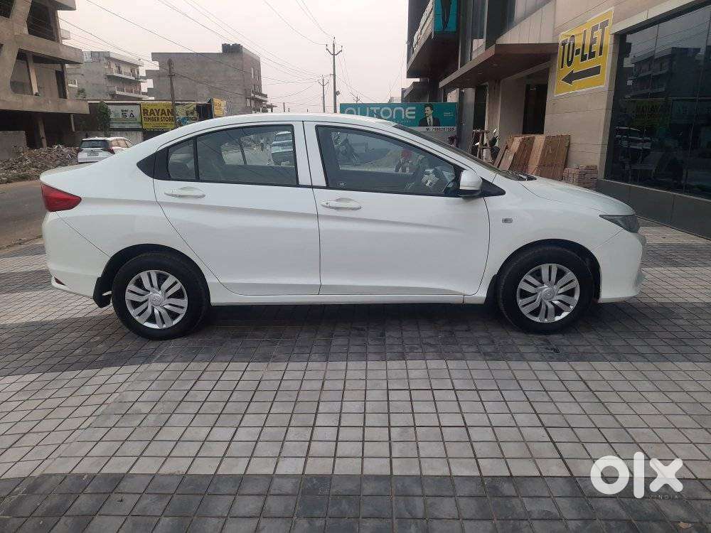 Honda City 2011-2013 S, 2014, Petrol