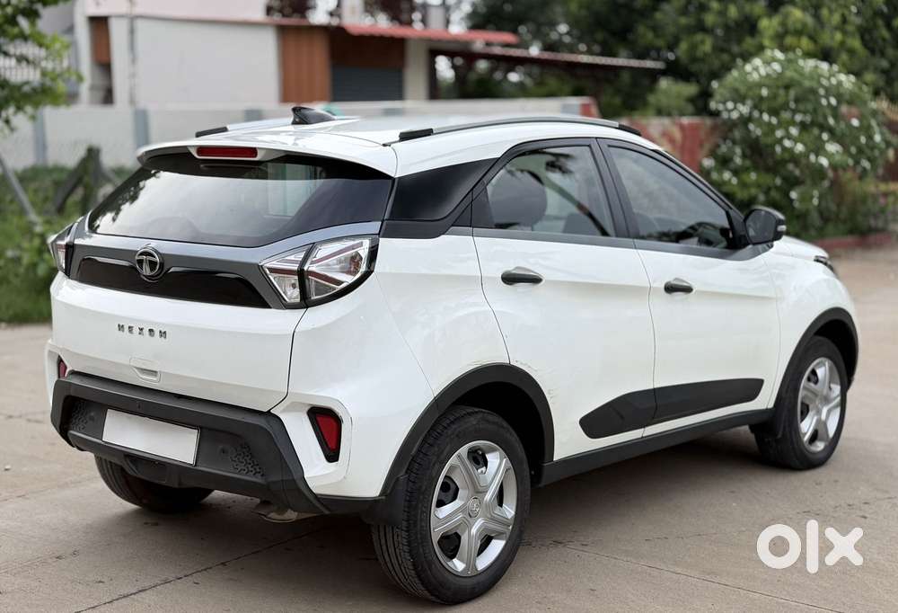Tata Nexon 1.2 Revotron Xm (s), 2021, Petrol