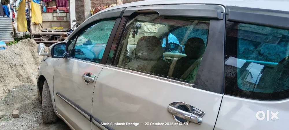 Maruti Suzuki Ertiga 2012
