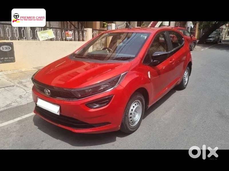 Tata Altroz XE Petrol, 2021, Petrol