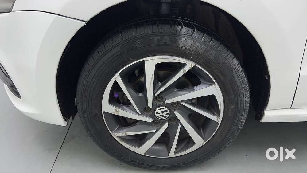 Volkswagen Polo 2009-2013 Petrol Comfortline 1.2l, 2017, Petrol