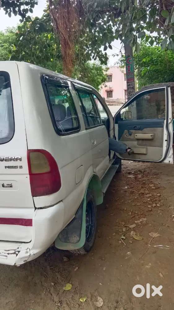 Chevrolet Tavera Neo Ls 2015