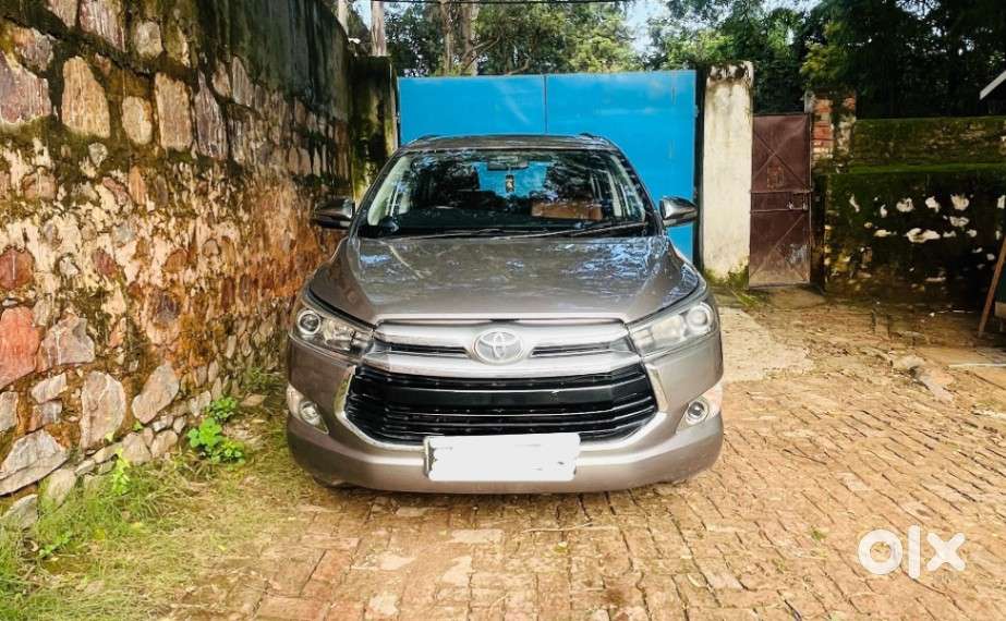 Toyota Innova Crysta 2.8 Z, 2016, Diesel
