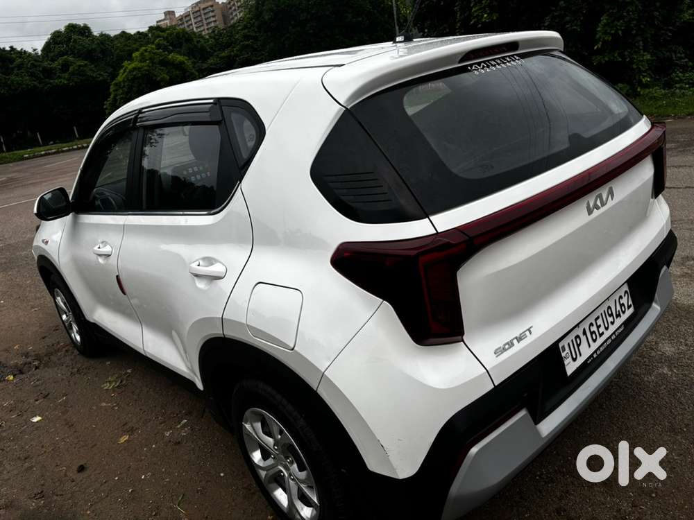 Kia Sonet Petrol Manual 2025