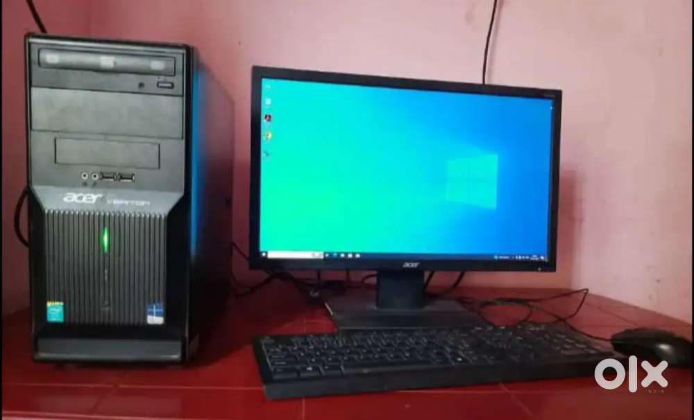 Acer PC, Intel Core i5  22 Monitor  8GB RAM Windows 10 Pro Fast