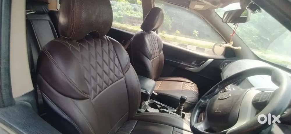 Mahindra Xuv500 2013 Diesel 90000 Km Driven