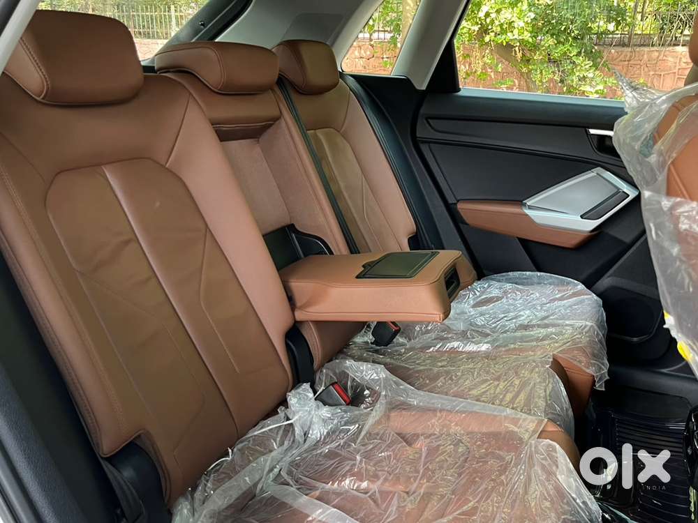 Audi Q3 40 Tfsi Premium Plus, 2023, Petrol