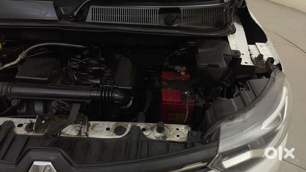 Renault Triber Rxt, 2022, Petrol