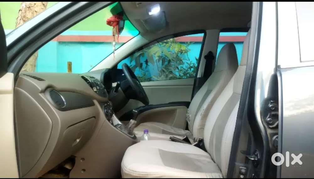 Hyundai I10 2012
Good Condition 
Well Maintained 
Scratch Less