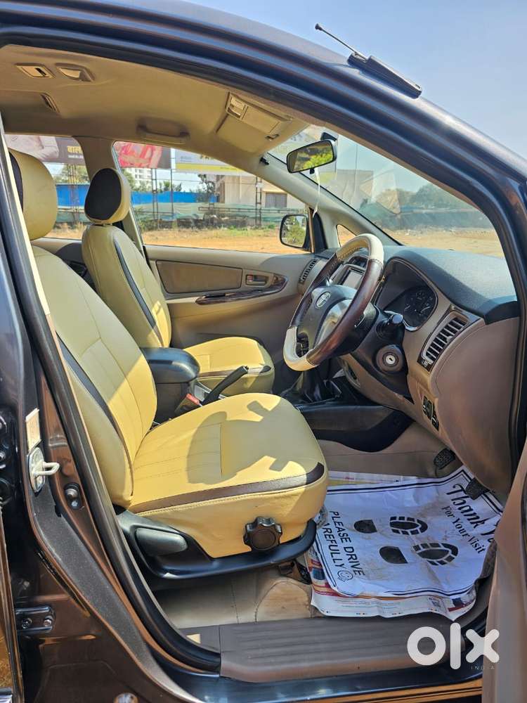 Toyota Innova 2.5 Gx 8 Seater Limited Edition, 2015, Diesel