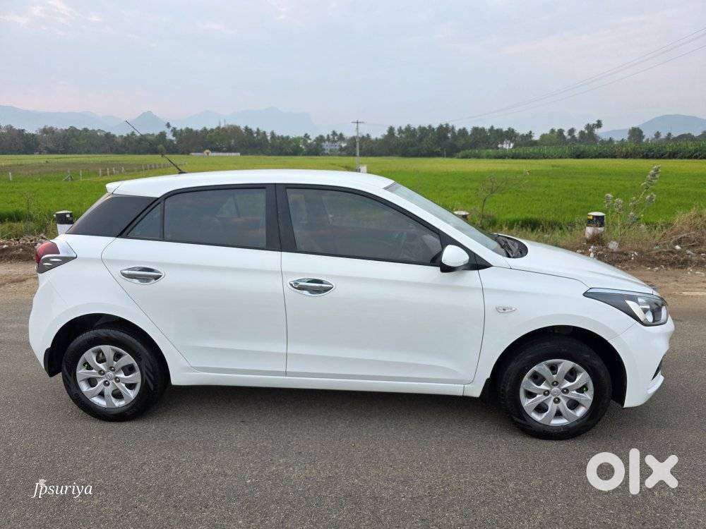 Hyundai I20 Petrol Cvt Magna Executive, 2018, Petrol