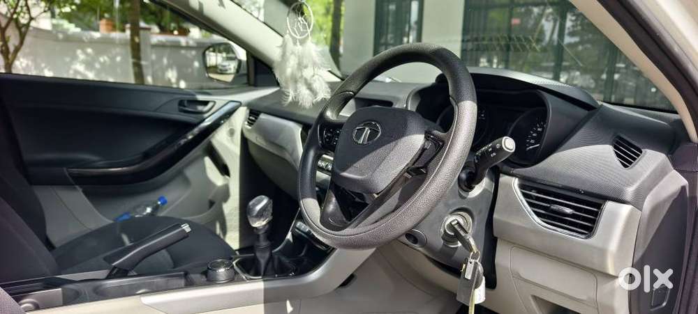 Tata Nexon 1.2 Revotron Xt, 2019, Petrol
