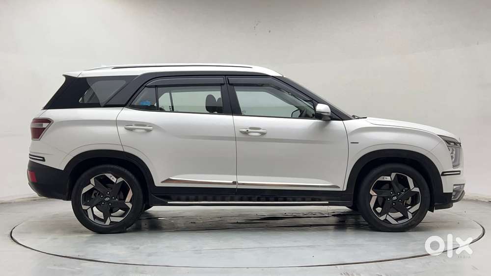 Hyundai Alcazar 2.0 Signature (o) Petrol At 6 Str, 2021, Petrol