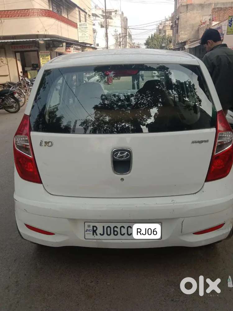 Hyundai I10 2015 Lpg 53100 Km Driven