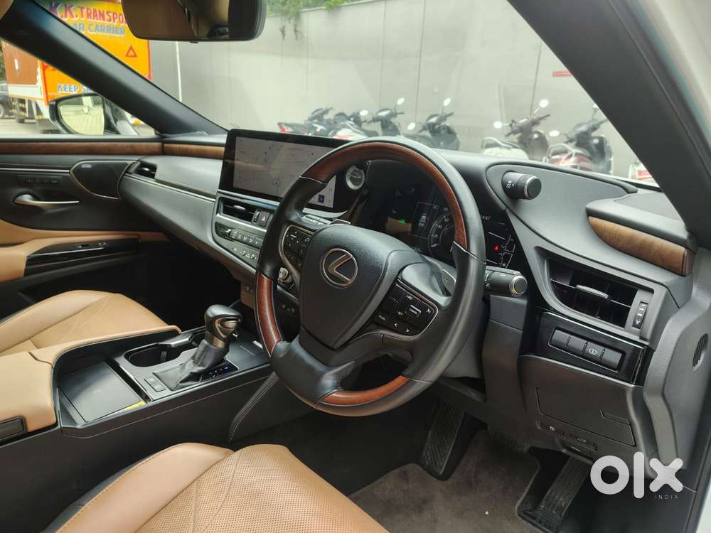 Lexus Es 300h, 2024, Petrol