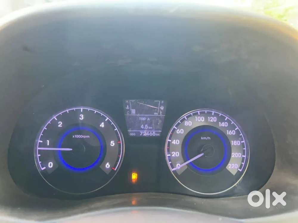 Hyundai Verna Fluidic 1.6 Crdi Sx Opt, 2012, Diesel