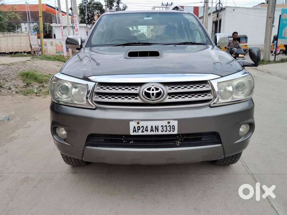 Toyota Fortuner 3.0 Diesel, 2011, Diesel