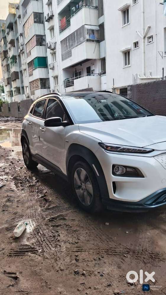 Hyundai Kona Electric Premium Dual Tone, 2024, Electric