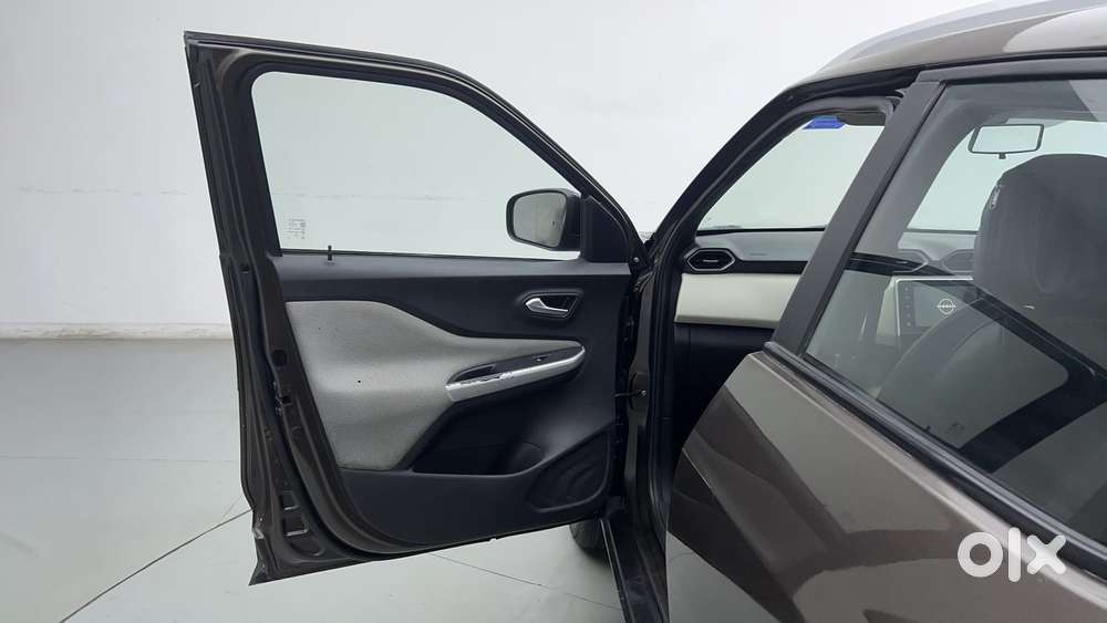 Nissan Magnite Xv Turbo, 2021, Petrol