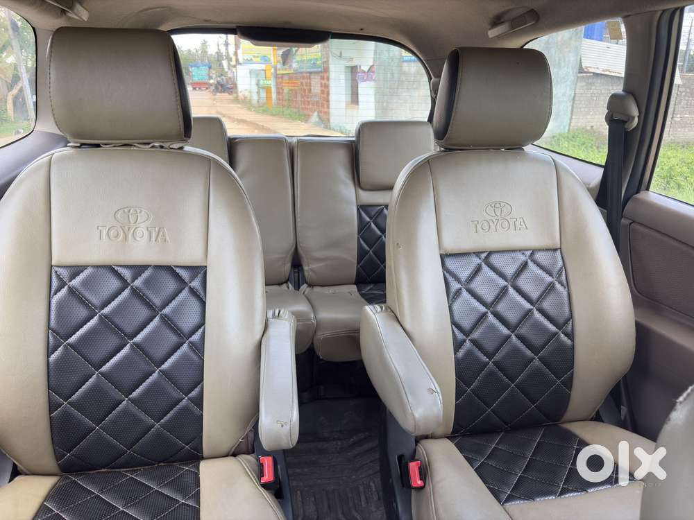 Toyota Innova 2.5 V 7 Str, 2015, Diesel